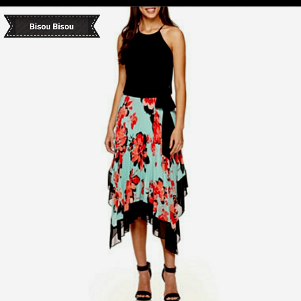 Welcome Spring Floral pleated dress